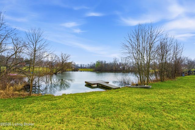 271 Stone Ridge Dr, Fisherville, KY 40023