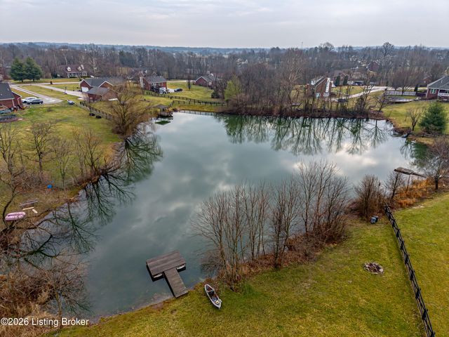 271 Stone Ridge Dr, Fisherville, KY 40023