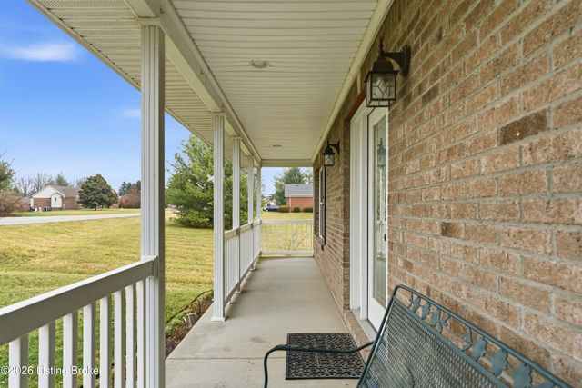 271 Stone Ridge Dr, Fisherville, KY 40023