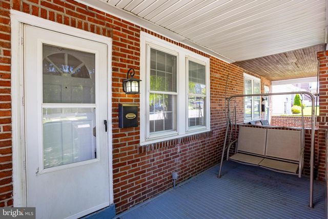 126 W 11TH AVE, Conshohocken, PA 19428