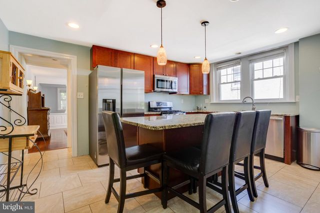 126 W 11TH AVE, Conshohocken, PA 19428