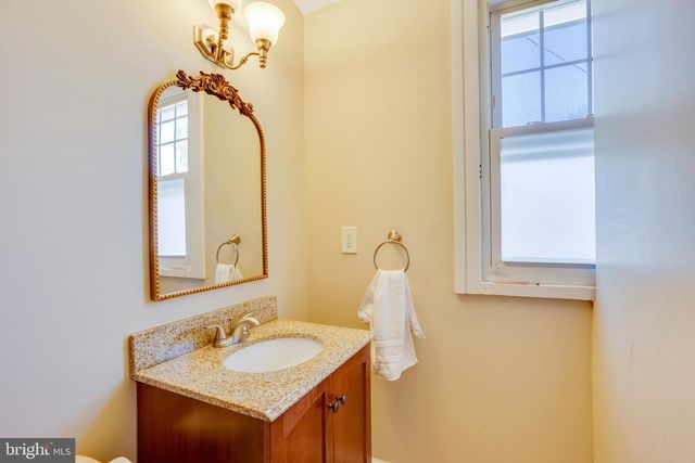 126 W 11TH AVE, Conshohocken, PA 19428