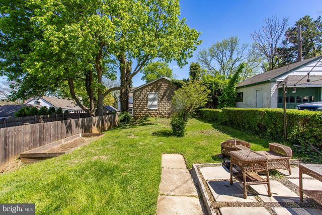 126 W 11TH AVE, Conshohocken, PA 19428