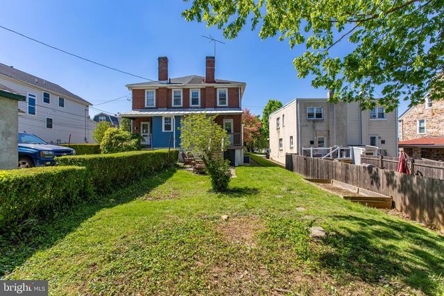 126 W 11TH AVE, Conshohocken, PA 19428