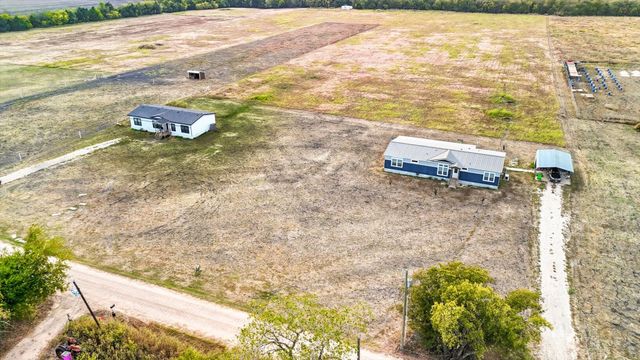1069 CR 4518, Wolfe City, TX 75496