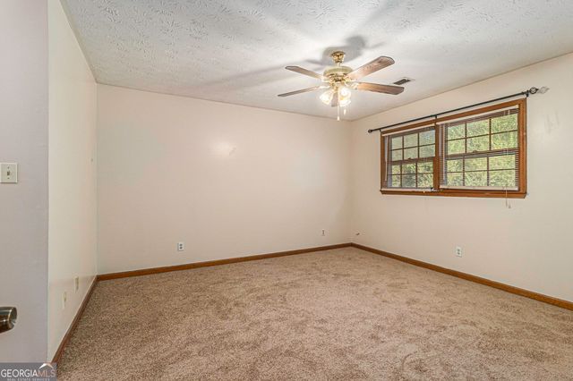 1609 Riverside Trail NE, Conyers, GA 30013