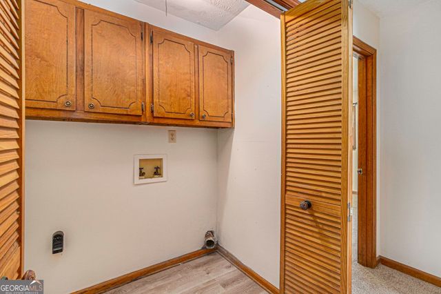 1609 Riverside Trail NE, Conyers, GA 30013
