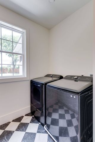 3011 Harlin Dr, Nashville, TN 37211