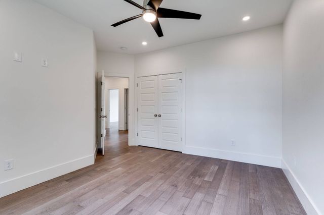 3011 Harlin Dr, Nashville, TN 37211
