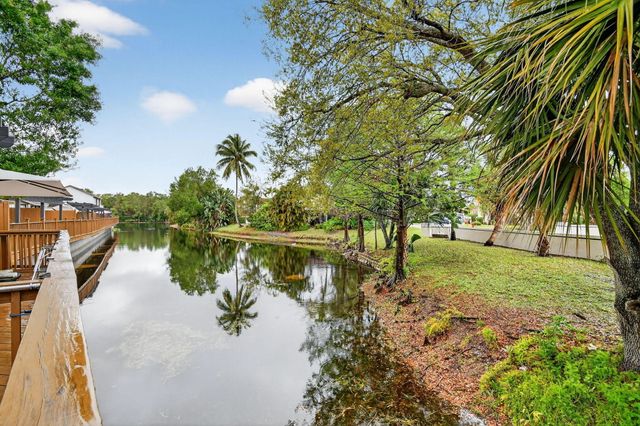 2303 Landings Boulevard, Greenacres, FL 33413