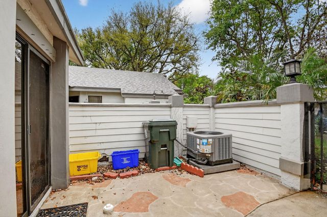 2303 Landings Boulevard, Greenacres, FL 33413