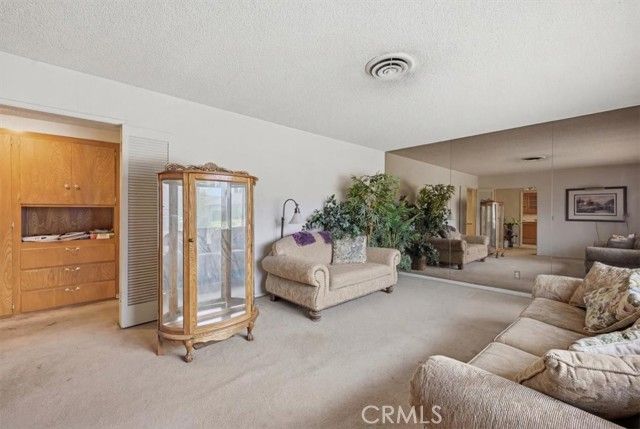 2004 E Campus, Hemet, CA 92544