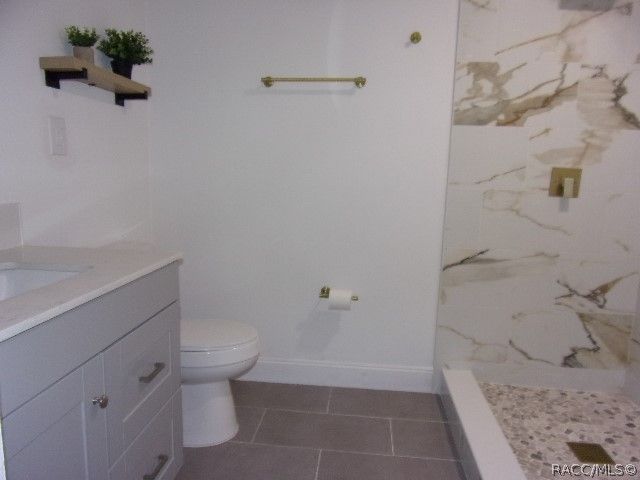 22 S Monroe Street, Beverly Hills, FL 34465