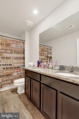 5303 VALLEY VIEW RD, Spring Grove, PA 17362