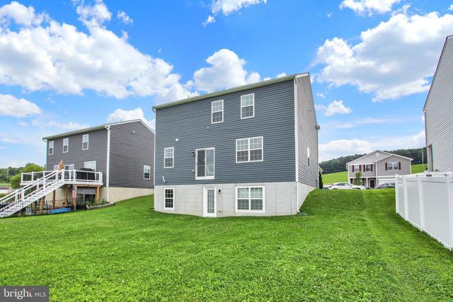 5303 VALLEY VIEW RD, Spring Grove, PA 17362