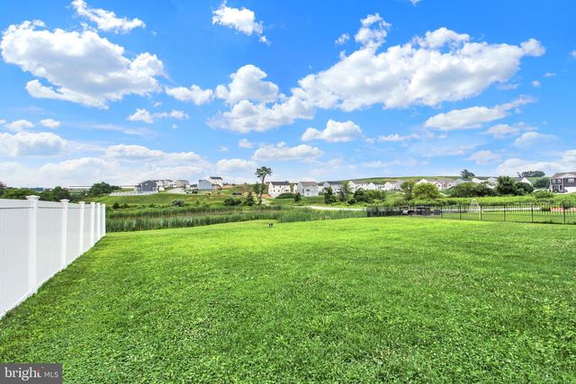 5303 VALLEY VIEW RD, Spring Grove, PA 17362