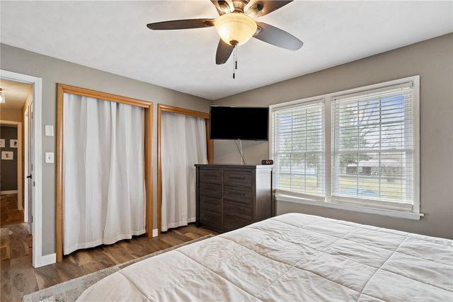 325 Division Street NW, Swisher, IA 52338