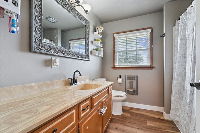 325 Division Street NW, Swisher, IA 52338