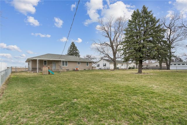 325 Division Street NW, Swisher, IA 52338