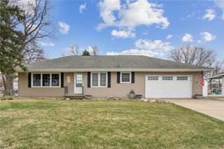325 Division Street NW, Swisher, IA 52338