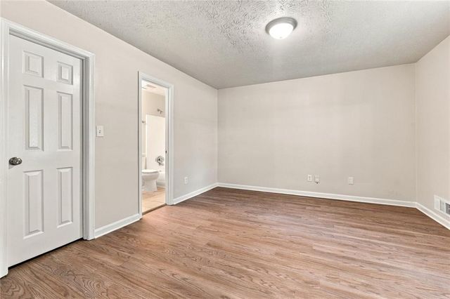1003 Salisbury Trail, Riverdale, GA 30296