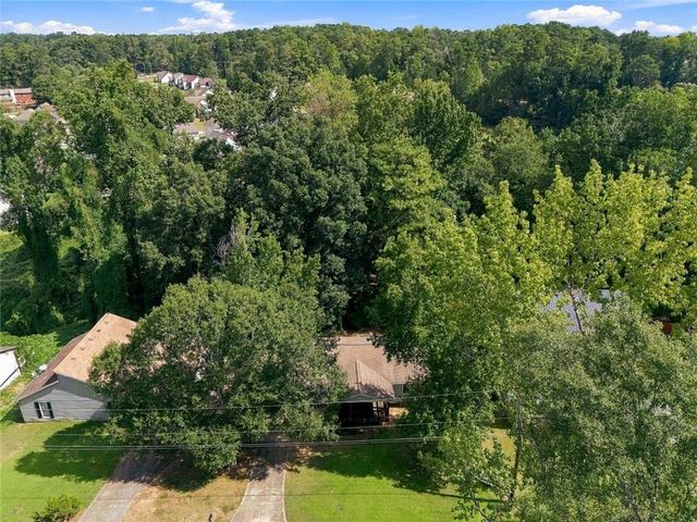 1003 Salisbury Trail, Riverdale, GA 30296