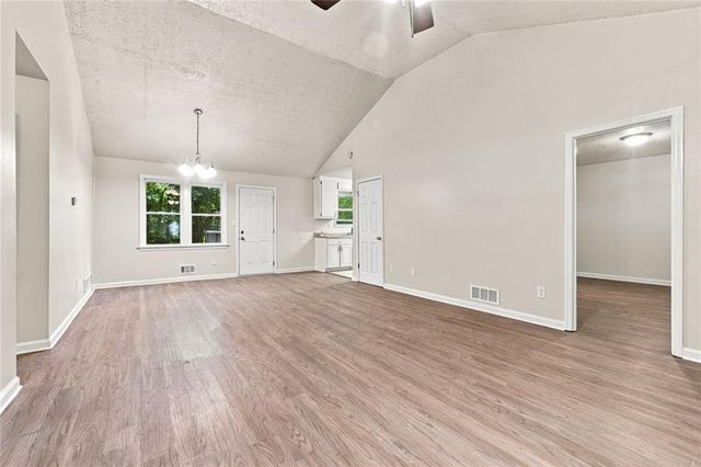 1003 Salisbury Trail, Riverdale, GA 30296