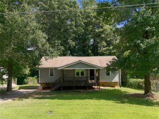 1003 Salisbury Trail, Riverdale, GA 30296