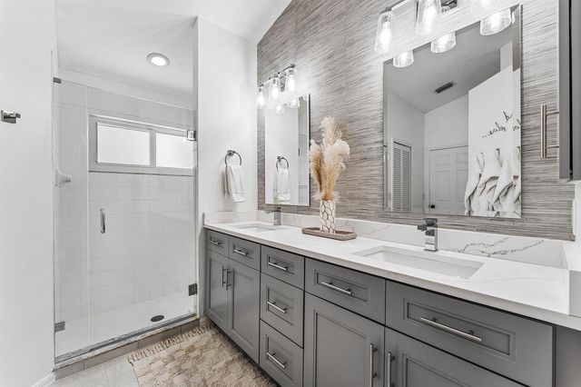 583 Canoe Point, Delray Beach, FL 33444