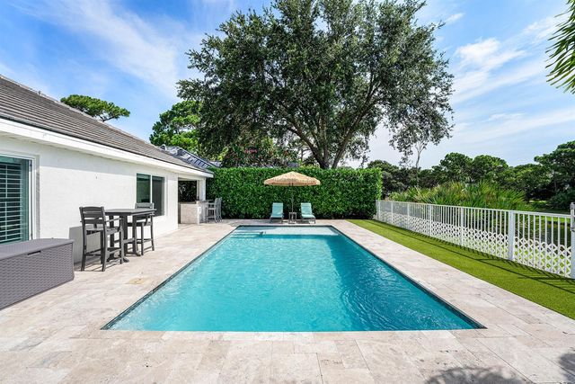 583 Canoe Point, Delray Beach, FL 33444