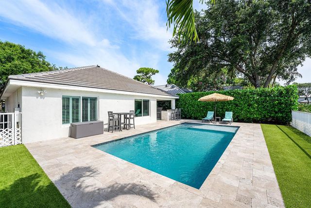 583 Canoe Point, Delray Beach, FL 33444