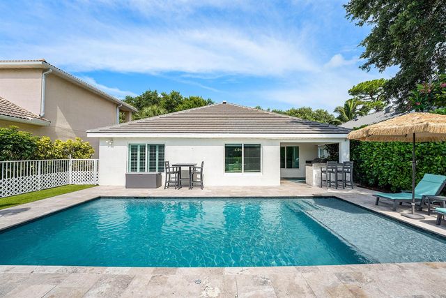 583 Canoe Point, Delray Beach, FL 33444