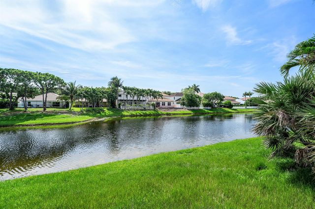 583 Canoe Point, Delray Beach, FL 33444