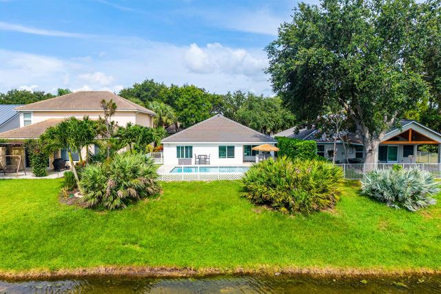 583 Canoe Point, Delray Beach, FL 33444