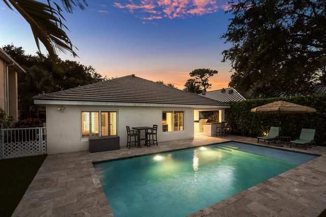 583 Canoe Point, Delray Beach, FL 33444