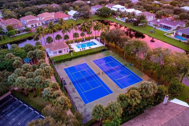 583 Canoe Point, Delray Beach, FL 33444