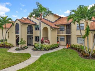 8445 Charter Club CIR # 8, Fort Myers, FL 33919