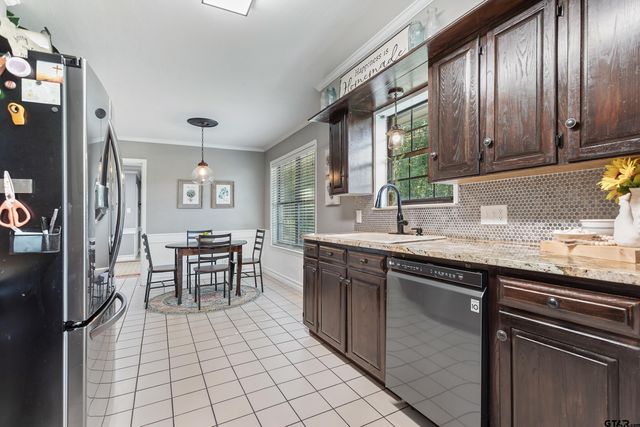 15428 Charlotte Ann Lane, Tyler, TX 75707