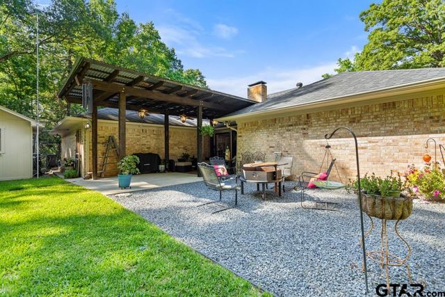 15428 Charlotte Ann Lane, Tyler, TX 75707
