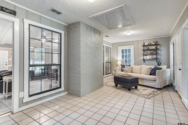 15428 Charlotte Ann Lane, Tyler, TX 75707