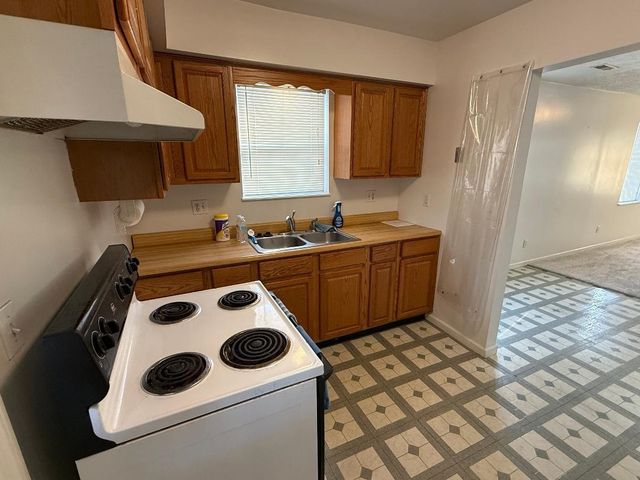 524 Burlington Road, Huntington, WV 25704