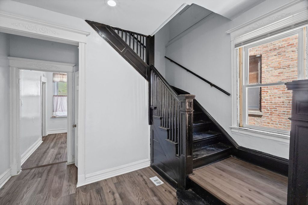 1608 S Millard Avenue, Chicago, IL 60623 — photo 2