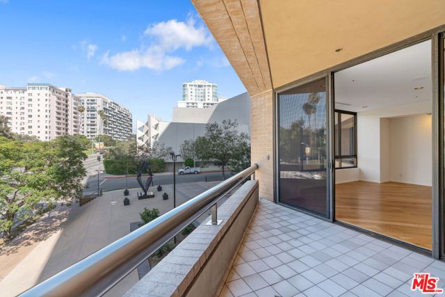 10430 Wilshire Boulevard 202, Los Angeles, CA 90024