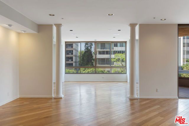 10430 Wilshire Boulevard 202, Los Angeles, CA 90024