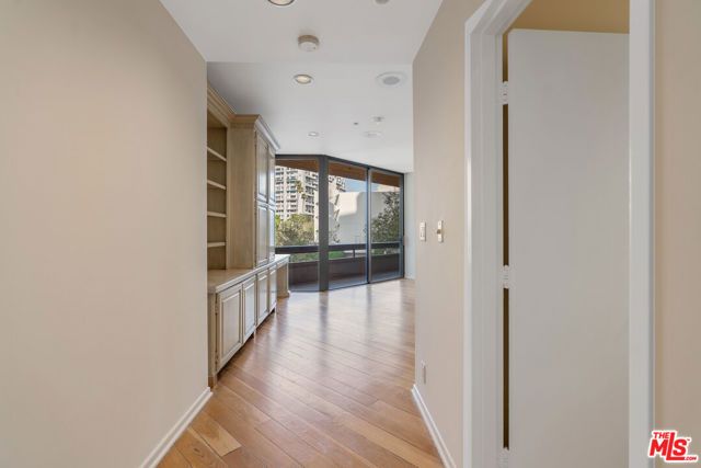 10430 Wilshire Boulevard 202, Los Angeles, CA 90024