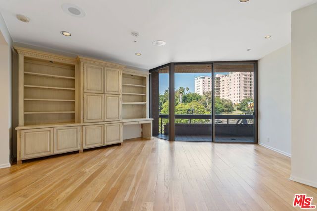 10430 Wilshire Boulevard 202, Los Angeles, CA 90024