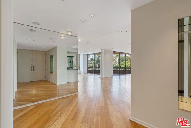 10430 Wilshire Boulevard 202, Los Angeles, CA 90024