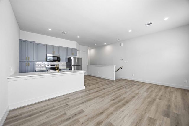 4606 Indie Heights Lane B, Houston, TX 77018