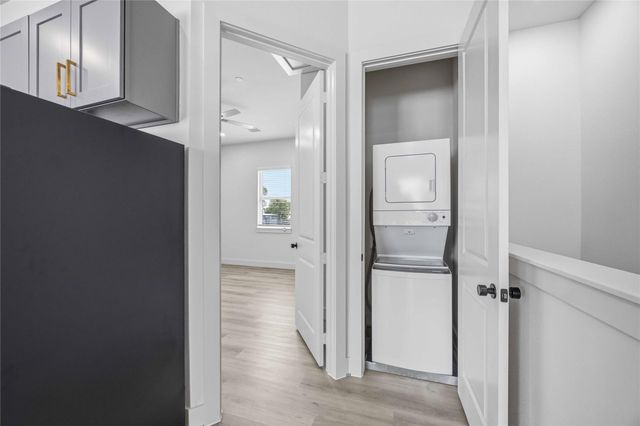 4606 Indie Heights Lane B, Houston, TX 77018