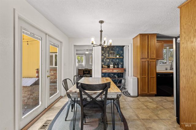 7100 W Pomona, Boise, ID 83704